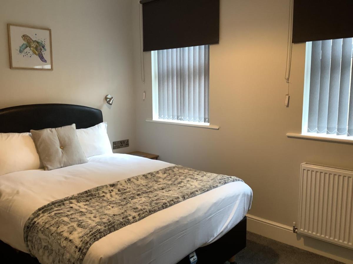 Jeffersons Hotel & Serviced Apartments (Adults Only) Barrow-in-Furness Exterior foto