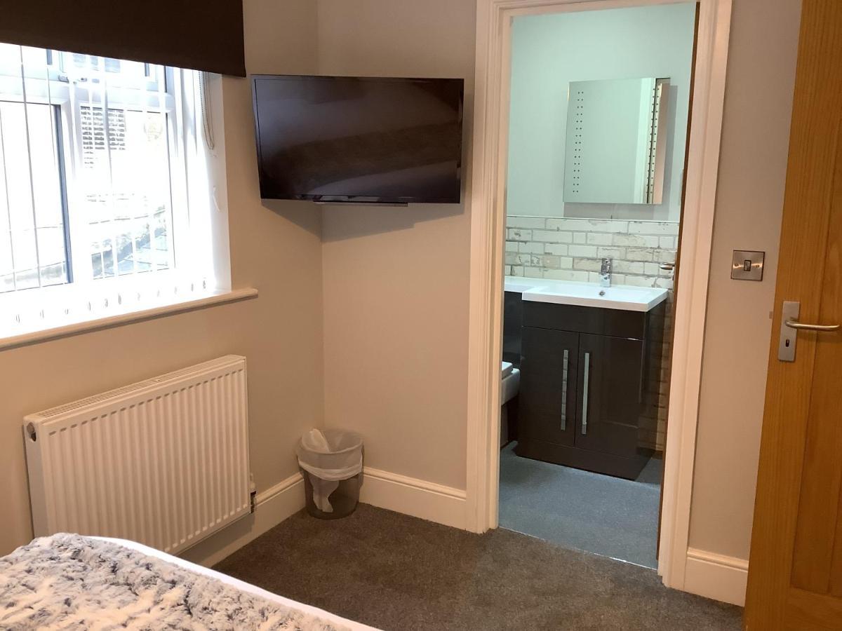 Jeffersons Hotel & Serviced Apartments (Adults Only) Barrow-in-Furness Exterior foto