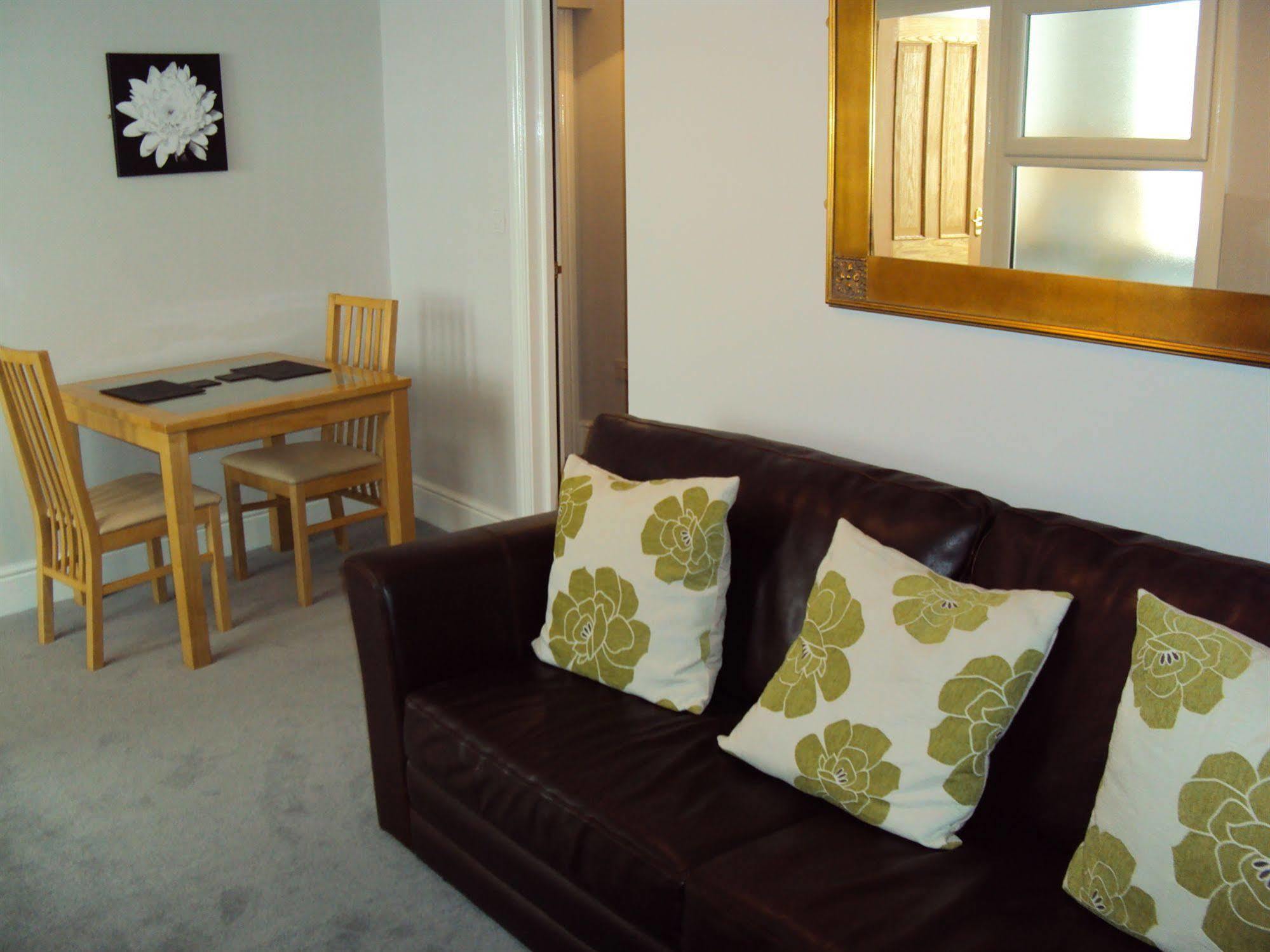 Jeffersons Hotel & Serviced Apartments (Adults Only) Barrow-in-Furness Exterior foto
